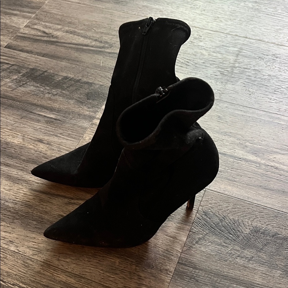 Aldo Black Pointed Toe Heeled Boots